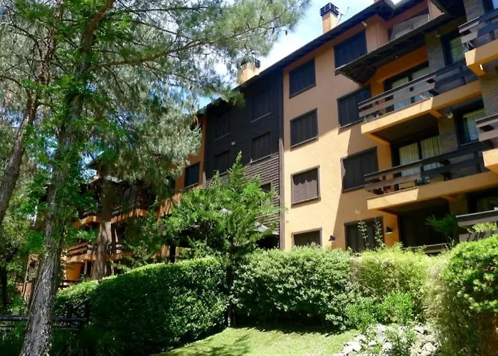 Ap Gramado Knorrville - 2 Dorm Com Lareira, Calefacao E Sacada